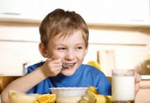 Eskpertët: Pse mëngjesi është vakti më i rëndësishëm i ditës