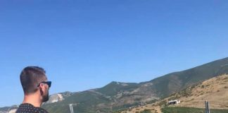 Frymëzuese/ I riu nga Prrenjasi krijon 13 hektarë vreshta, investon në vendlindje