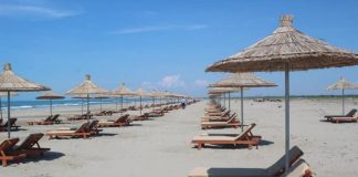 Pishë Poro, plazhi ranor ende për t’u zbuluar (FOTOT)