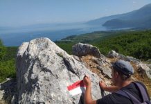FOTOT/ Tushemisht-Peshkëpi-Shën Naum, markohet shtegu turistik për këmbësorët dhe biçikletat