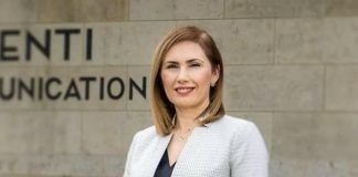 Lindita Camaj, akademikja shqiptare që po ngjit shkallët e suksesit në SHBA