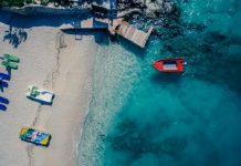 Faqja e njohur turistike: 15 plazhet magjike të Shqipërisë që duhet t’i vizitoni patjetër