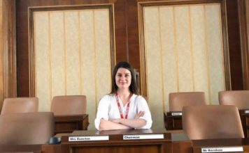 Shqiptarja që bëri Apple-in të njohë kufijtë e Kosovës