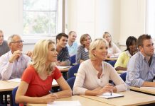 Në Danimarkë studentët nuk paguajnë, por paguhen nga shteti