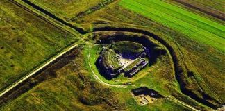 Teatri antik me 4000 vende në Gjirokastër