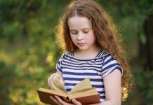 STUDIMI/ Si ndikon leximi në shëndetin tonë mendor