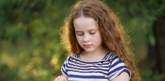 STUDIMI/ Si ndikon leximi në shëndetin tonë mendor