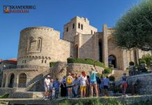 Muzeu i Krujës shfaq interes për turistët, rreth 20 mijë vizitorë në janar-shtator