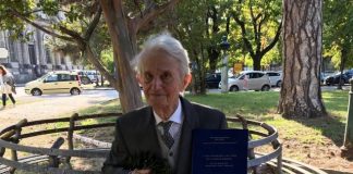 Frymëzim/ Diplomohet për herë të tretë në moshën… 94-vjeçare!