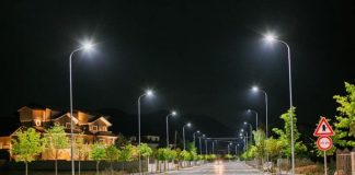 Vendosen ndriçuesit e rinj LED në Korçë, kursejnë energjinë elektrike deri në 65 për qind