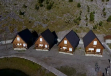 Gëzim Olaj, vjen nga Londra dhe ndërton pikën model të agroturizmit në Bogë