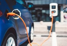 Makinat hibride dhe elektrike në Europë tejkalojnë ato të naftës