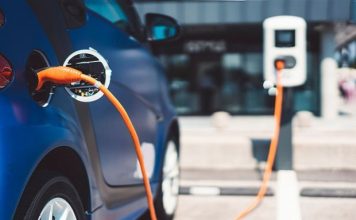 Makinat hibride dhe elektrike në Europë tejkalojnë ato të naftës