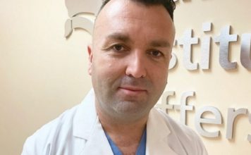 “America’s Best Doctors” zgjedh neurokirurgun shqiptar mes më të mirëve