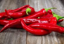 Studimi/ Kush konsumon speca djegëse jeton më gjatë dhe më mirë