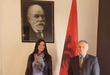 Selda, shqiptarja në Slloveni që ndihmon fëmijët të mësojnë gjuhën shqipe