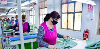 Prodhohen në Patos/ Markat e njohura Zara, Bershka, Laura Scot “Made in Albania”