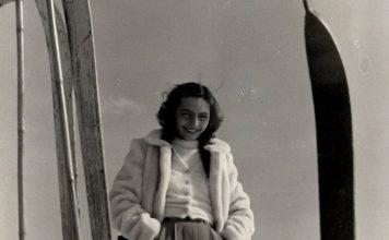 Njihuni me gruan e parë që punoi në administratën shqiptare