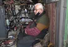 Profil/ Lirim Petanaj, mjeshtri i këpucëve për disa breza