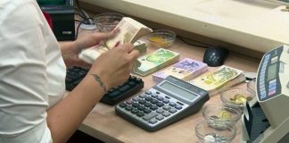 Merret zyrtarisht vendimi/ Nga 1 janari, paga minimale do të jetë 30 000 lekë