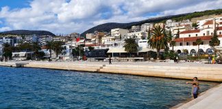 FOTOT/ Perla e turizmit, shëtitorja e Sarandës merr pamje krejtësisht të re