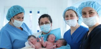 Gëzim i trefishtë/ Vijnë në jetë trinjakët nga Hasi, përfitojnë edhe 3.6 mln lekë bonus