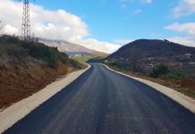 FOTOT/ Një rrugë model për fshatrat e Poliçanit