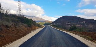 FOTOT/ Një rrugë model për fshatrat e Poliçanit