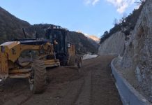 Tepelena lidhet me bregdetin e Himarës, vijojnë punimet për rrugën Kuç-Gusmar