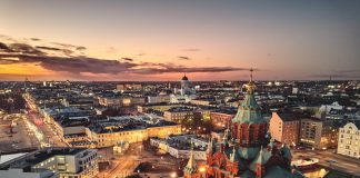 Finlanda ende vendi më i lumtur në botë