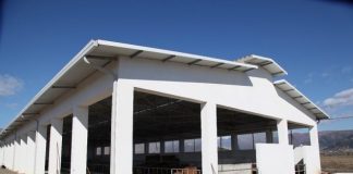 PROFIL – FOTO/ Ferma blegtorale model e Hysniut në Vaun e Dejës