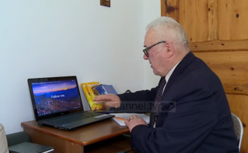 “Zgjohem në 3 të natës’/ Mësoi anglishten kur ishte 70 vjeç! Vehapi, 80 vjeçari që bën peshëngritje dhe përkthen nga 5 gjuhë të huaja