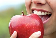 Ushqimet më të mira për shëndetin e dhëmbëve