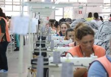 Në janar-mars, Shqipëria eksportoi në Itali 21.7 miliardë lekë tekstile dhe këpucë. Rritje me 2.3 miliardë lekë