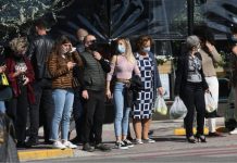 Nga sot, zgjatet orari i lëvizjes për qytetarët deri në 10 të mbrëmjes dhe rihapen fluturimet me…