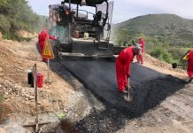 FOTOT/ Nis puna për rionstruksionin e aksit “Rruga Nacionale – Klos”