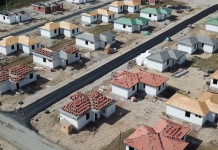 FOTOT/ Fshati i Bubqit, një kantier gjigand ndërtimi