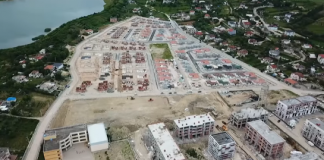 FOTOT/ Qyteza e bukur që po ngrihet në Thumanë, punimet drejt fundit