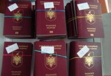 Ndarja në dy kategori, si aplikohet online për pasaportë dhe kartë ID