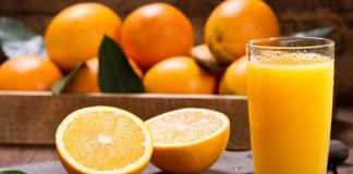 Pesë arsye shëndetsore përse duhet të pini lëng portokalli çdo ditë