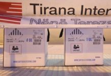 Mbërrijnë edhe 11 700 vaksina Pfizer, në total kanë ardhur mbi 976 mijë doza