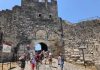 FOTO/ Vera gjallëron Kalanë e Beratit, nis fluksi i turistëve