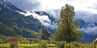 FOTO/ Mijëra vizitorë, Thethi i preferuari i turistëve