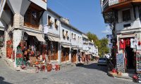 Neck-of-Bazaar-Gjirokastra-1
