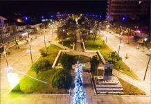 FOTO/ Investime në infrastrukturë, rehabilitohen trotuaret në Divjakë