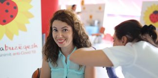 Muaji i hapur, të gjithë personat mbi 18 vjeç mund të vaksinohen gjatë gushtit