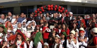 Përurohet qendra kulturore shqiptare në New York, do shërbejë për mësimin e gjuhës e aktivitete të tjera