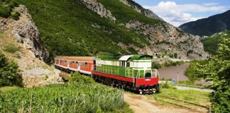 22 minuta udhëtimi Tiranë-Durrës, kur pritet të përfundojë ndërtimi i hekurudhës