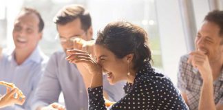 Çfarë kanë të përbashkët njerëzit e lumtur, 8 sjelljet dhe zgjedhjet që e bëjnë njeriun më të lumtur