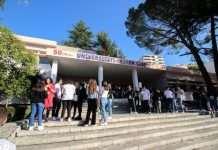 Universiteti i Gjirokastrës heq taksën e regjistrimit në degën e Mësuesisë